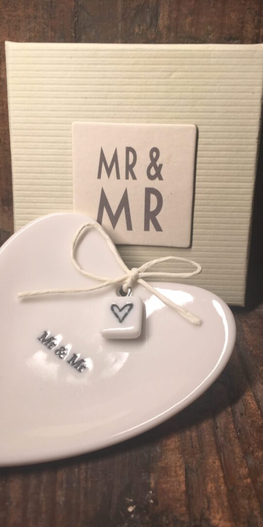 East of India porcelain heart dish in box ‘Mr & Mr’