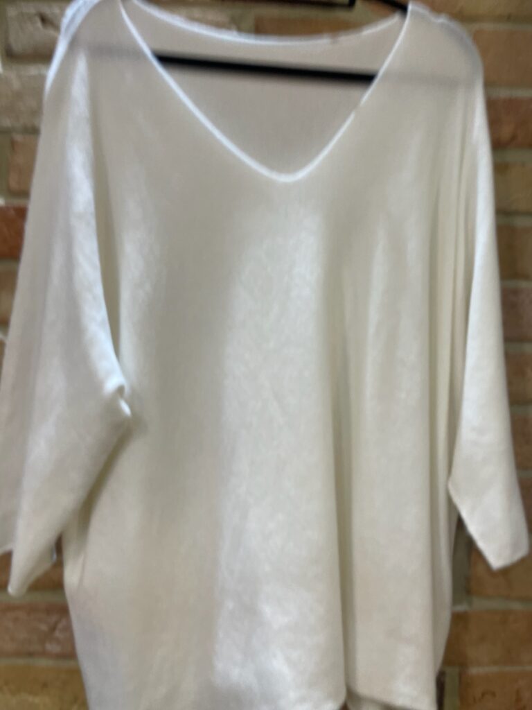 October V-Neck Jumper | Winter white