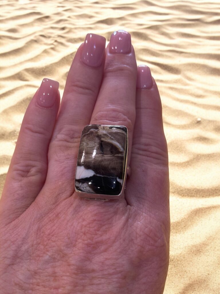 Stunning Peanut Wood Oblong Sterling Silver Ring. Size P