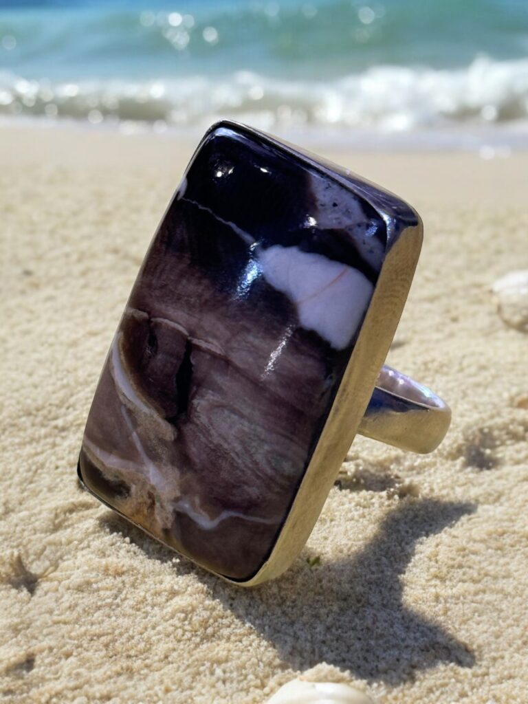 Stunning Peanut Wood Oblong Sterling Silver Ring. Size P