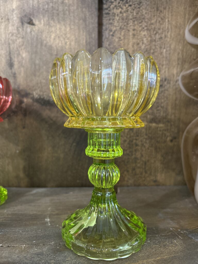 Flower Glass Tea light holder small. Yellow.