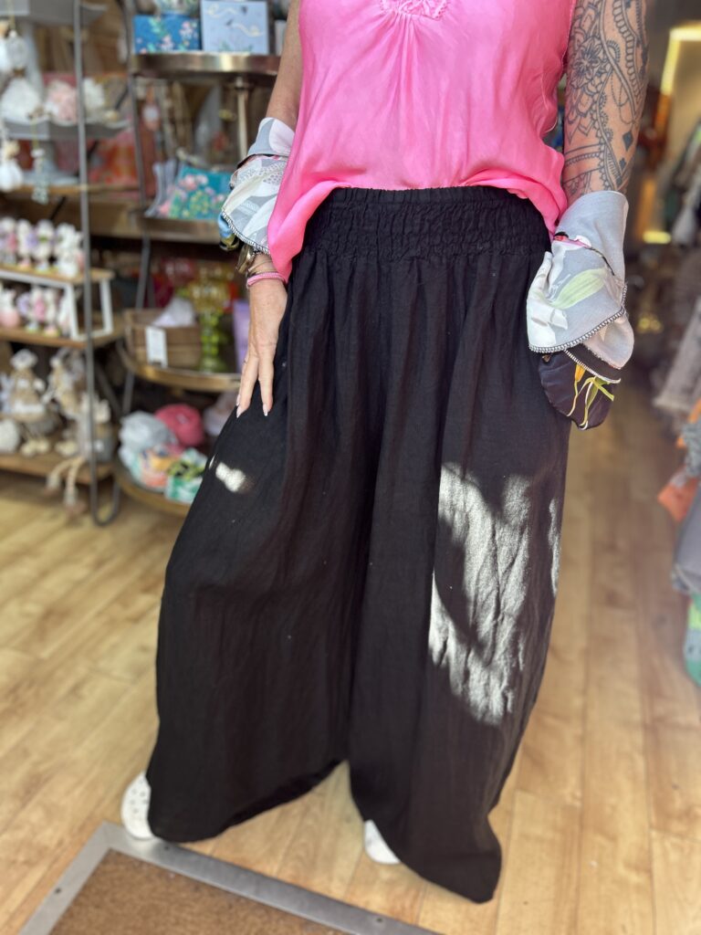 Black linen Annie pants