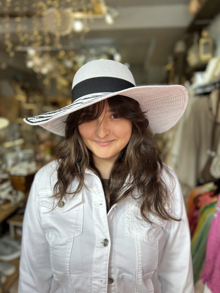 Miami wide brim hat. White with black