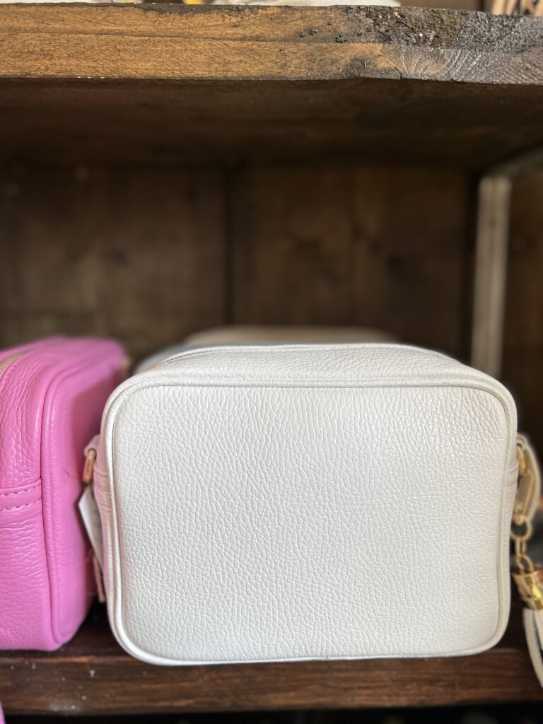 Lucy leather bag. White.