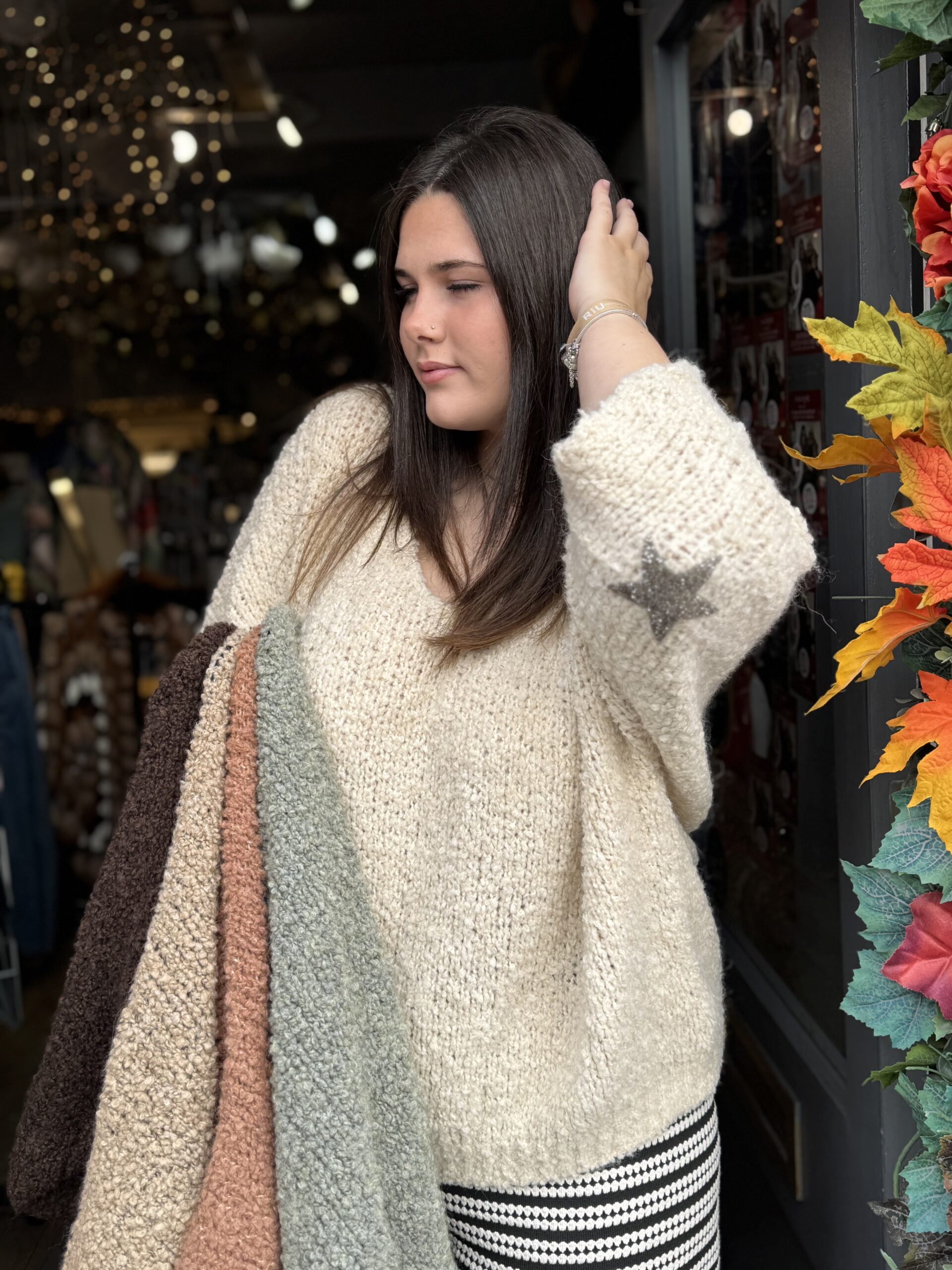 Sadie star soft knit jumper. Cream
