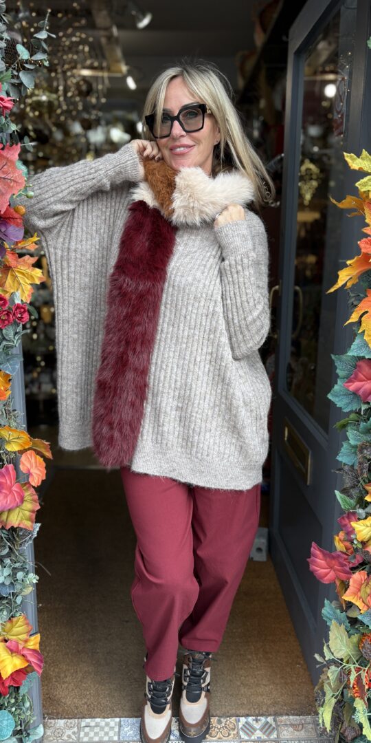 Niamh Jumper. Oversized. Round neck. Dropped sleeve. Mocha.