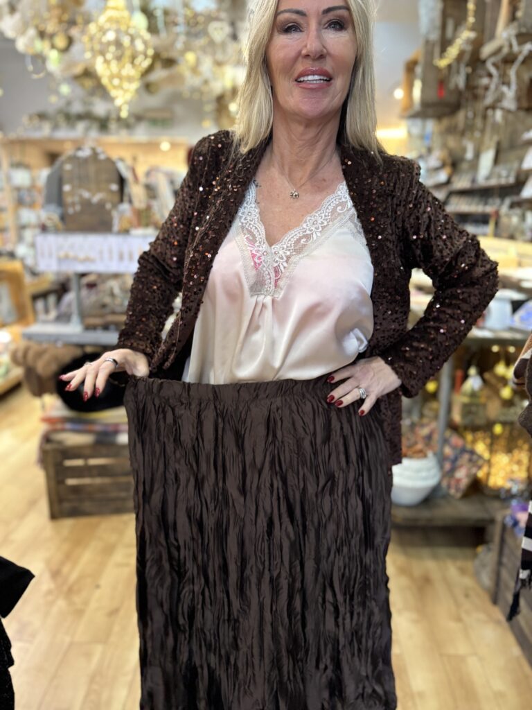 Miranda Crinkle skirt. Maxi length. Elasticated waistband. Chocolate.