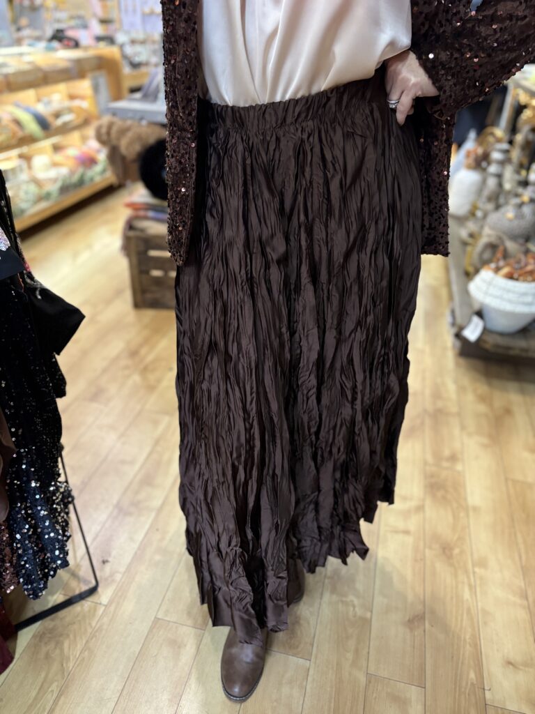 Miranda Crinkle skirt. Maxi length. Elasticated waistband. Chocolate.