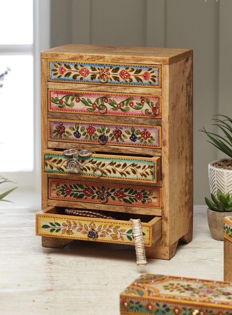 Zaha 6 drawer chest. Hand painted.