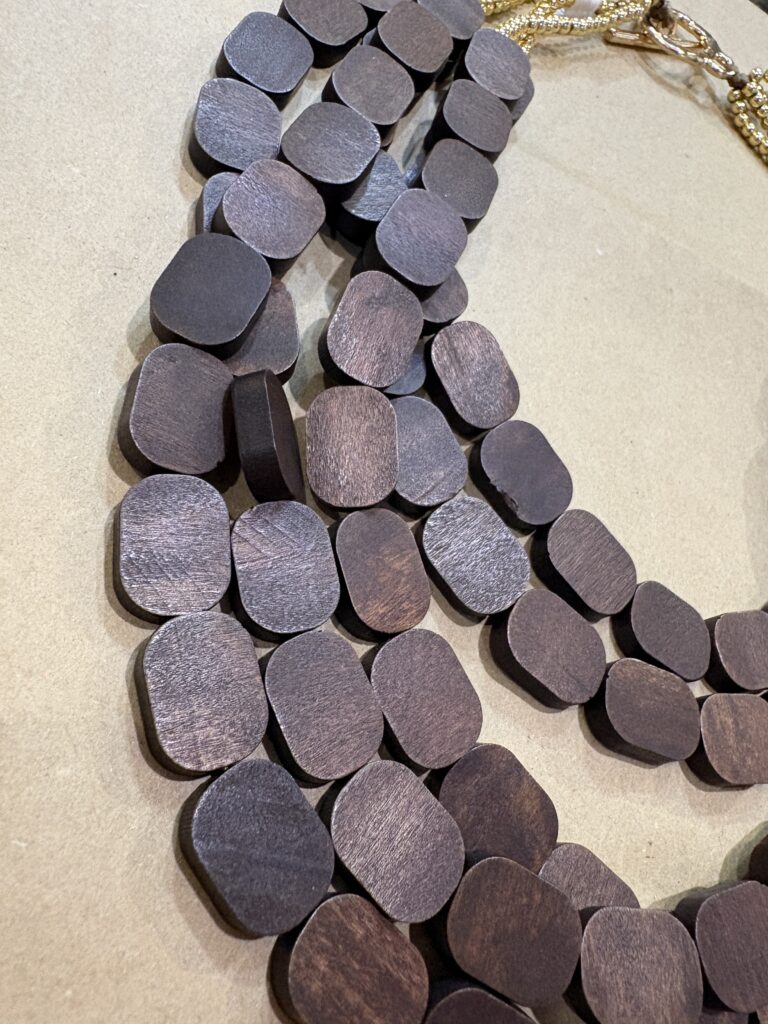 Chic necklace. Flat wooden beads.