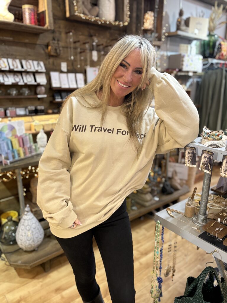 Disco cream Sweatshirt with words