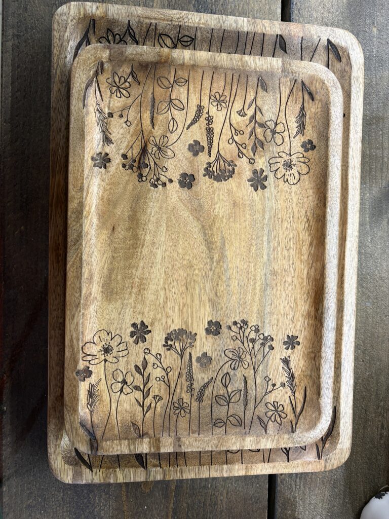 Rectangle edged trays.