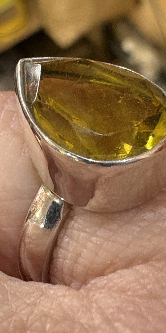 Lemon quartz Sterling silver ring. Teardrop shape