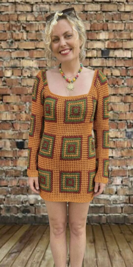 Vintage style fitted crochet dress with long sleeves