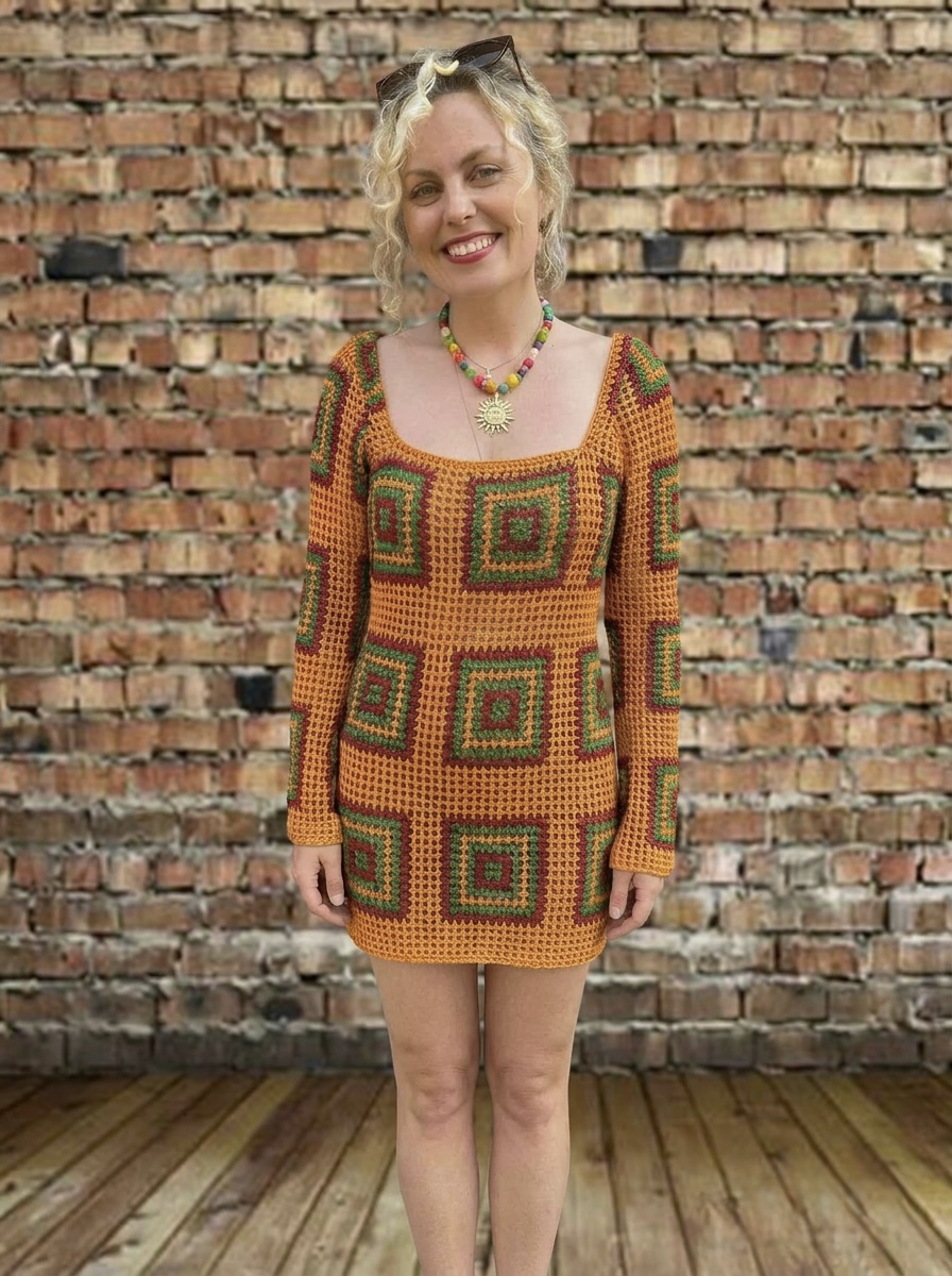 Vintage style fitted crochet dress with long sleeves