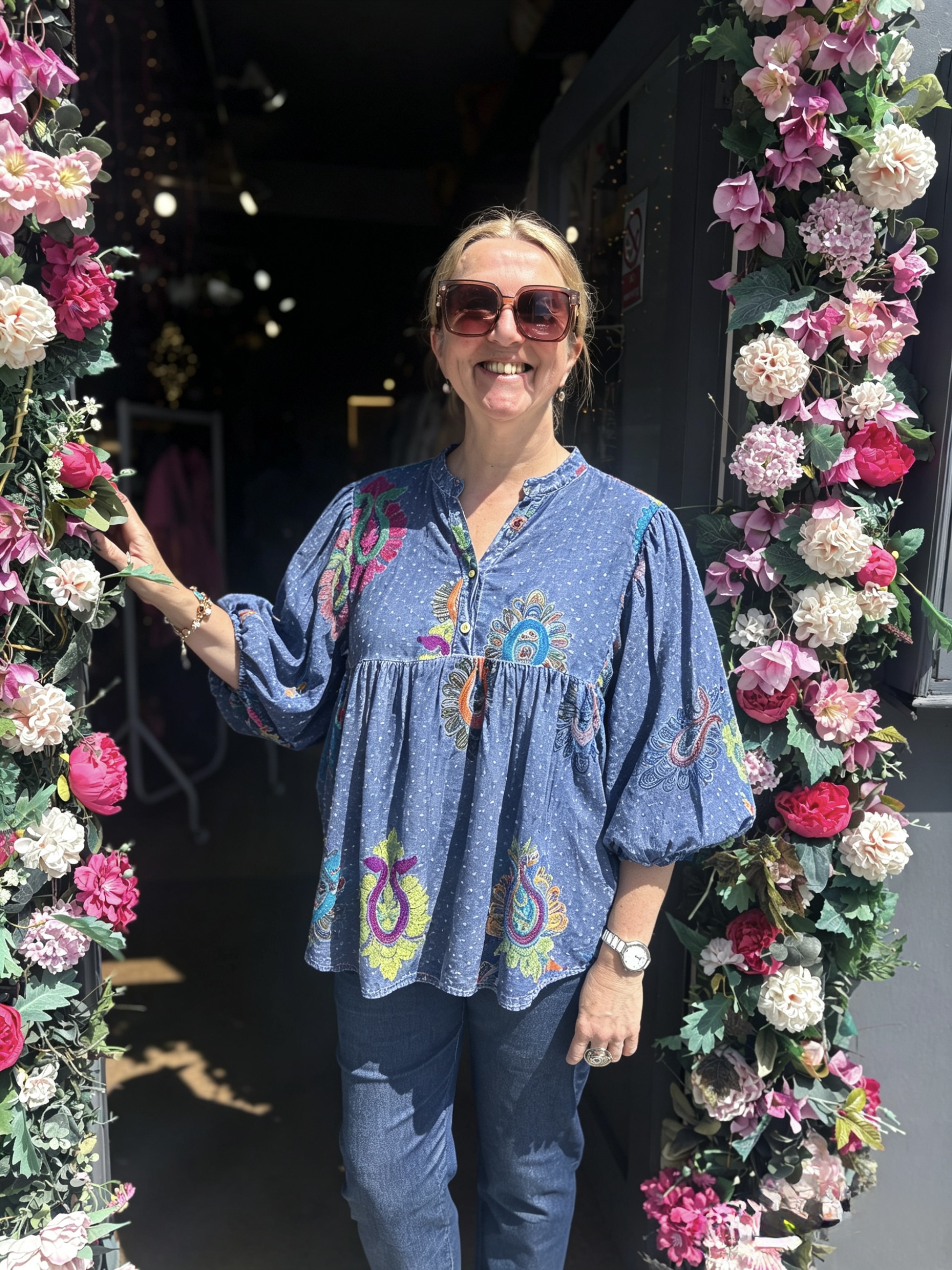 Luna embroidered blouse Denim blue