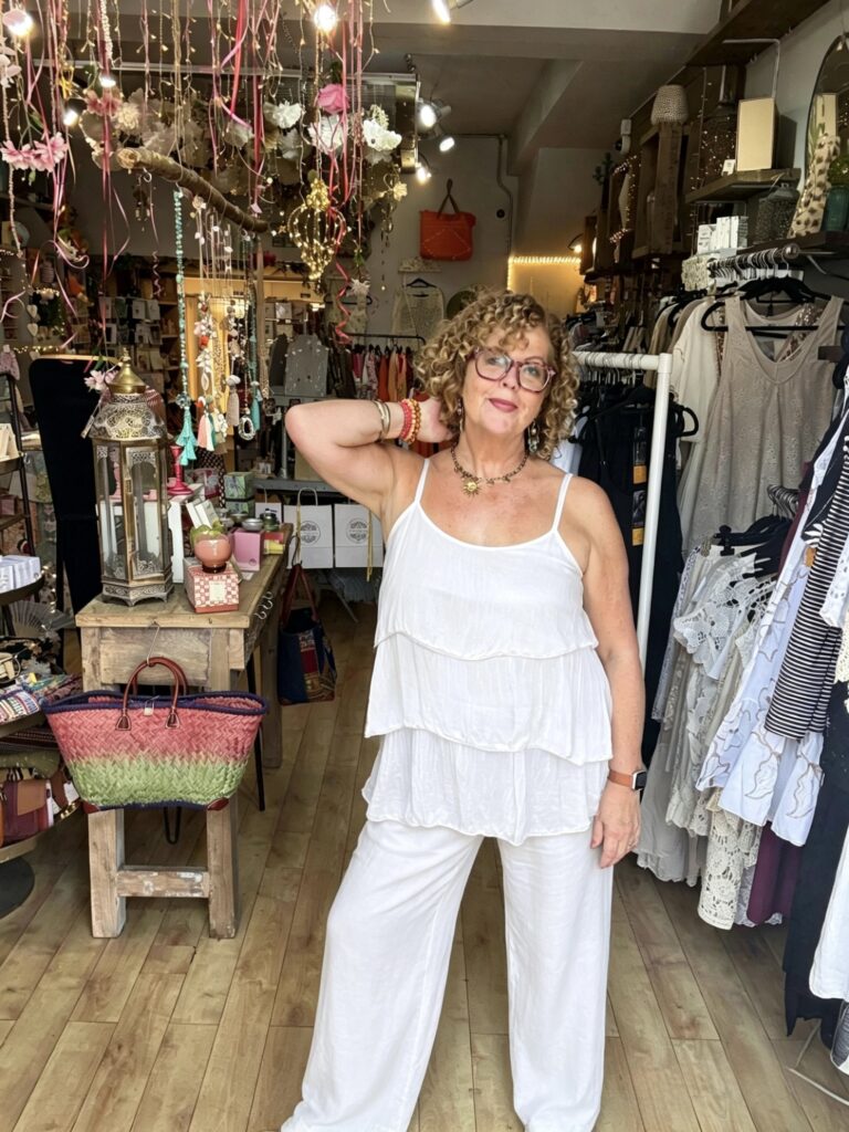 Diana trousers in white and mermaid top in white