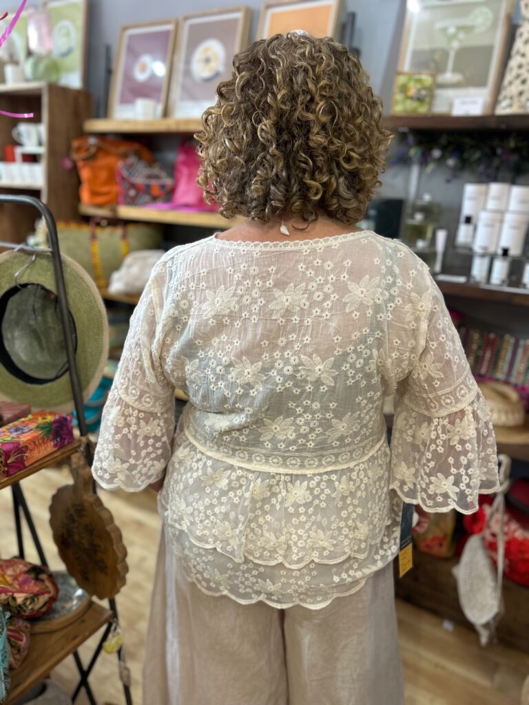 Gardenia lace blouse