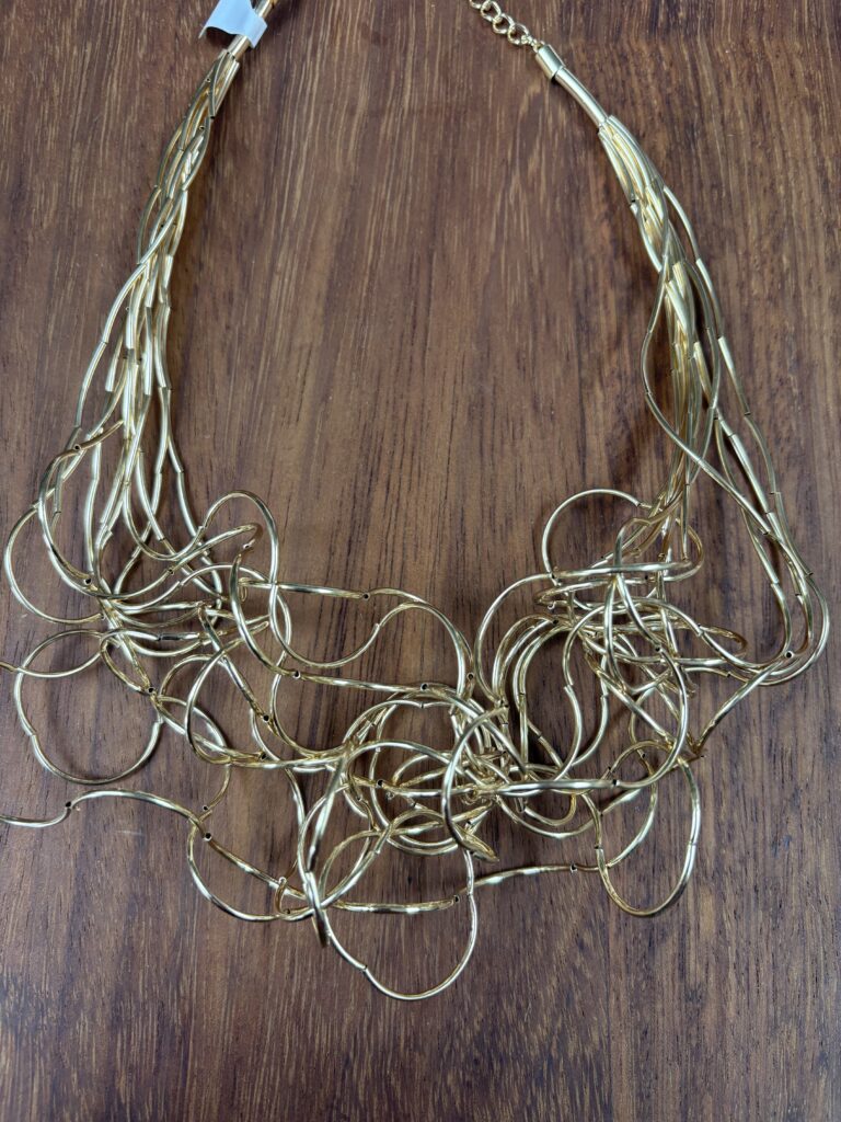 Gold spaghetti necklace
