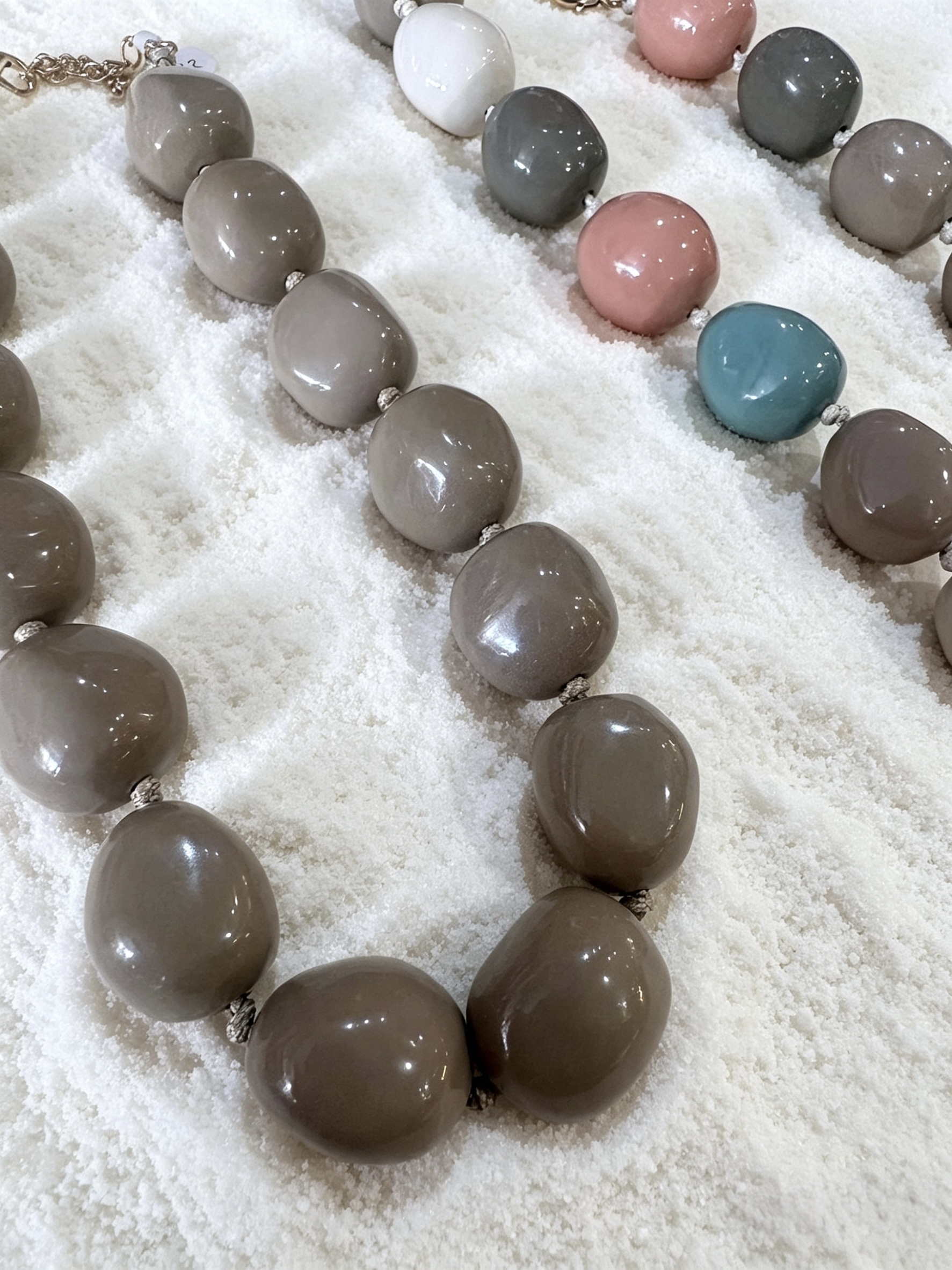 Coco necklace. Large beads. Two finishes.