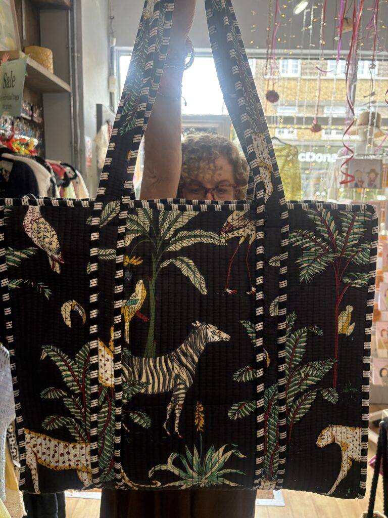 Japonica quilted jungle bag black